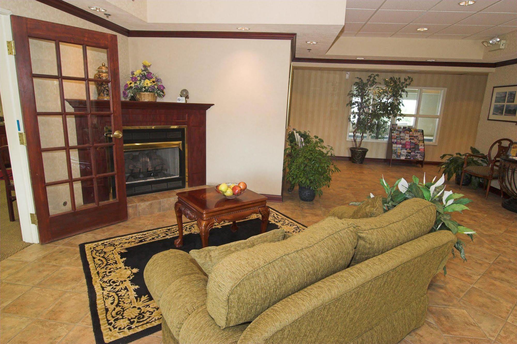 Best Western Of Wise Интериор снимка