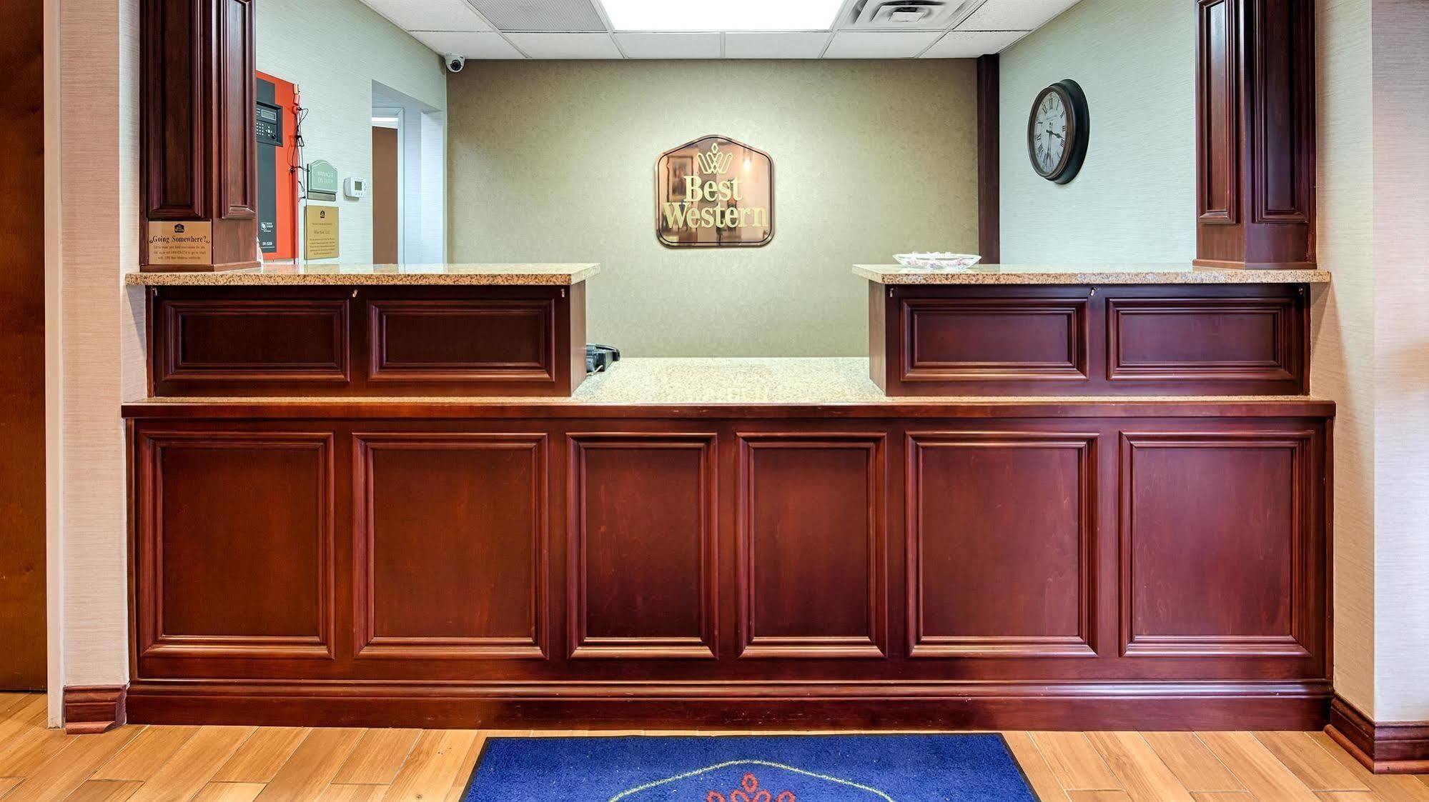 Best Western Of Wise Екстериор снимка