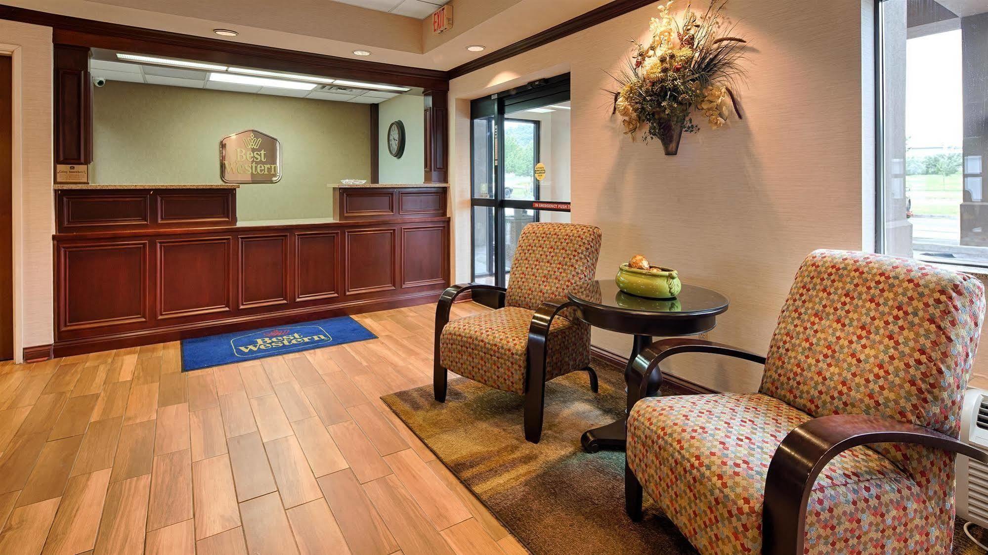Best Western Of Wise Екстериор снимка