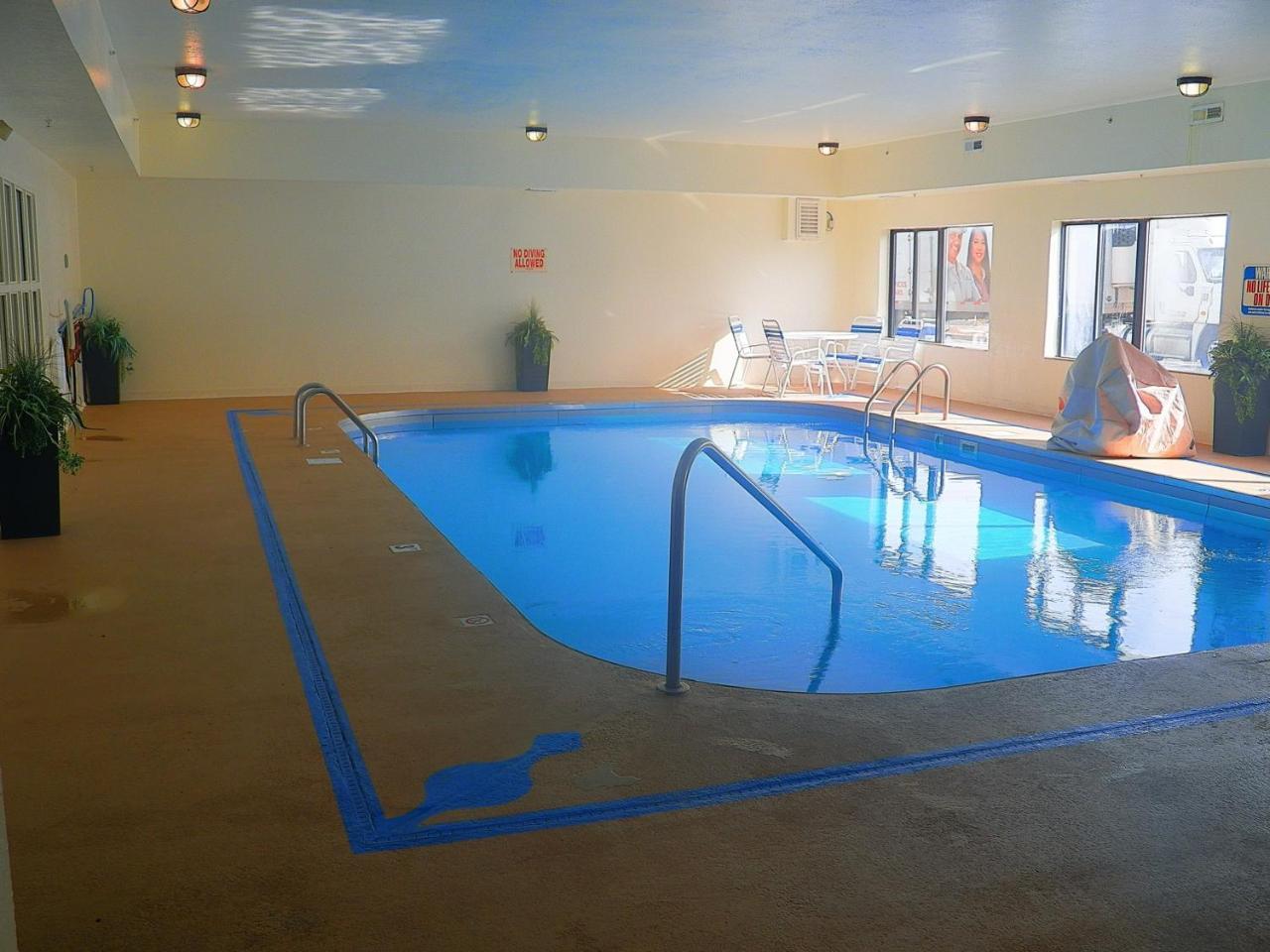 Best Western Of Wise Екстериор снимка