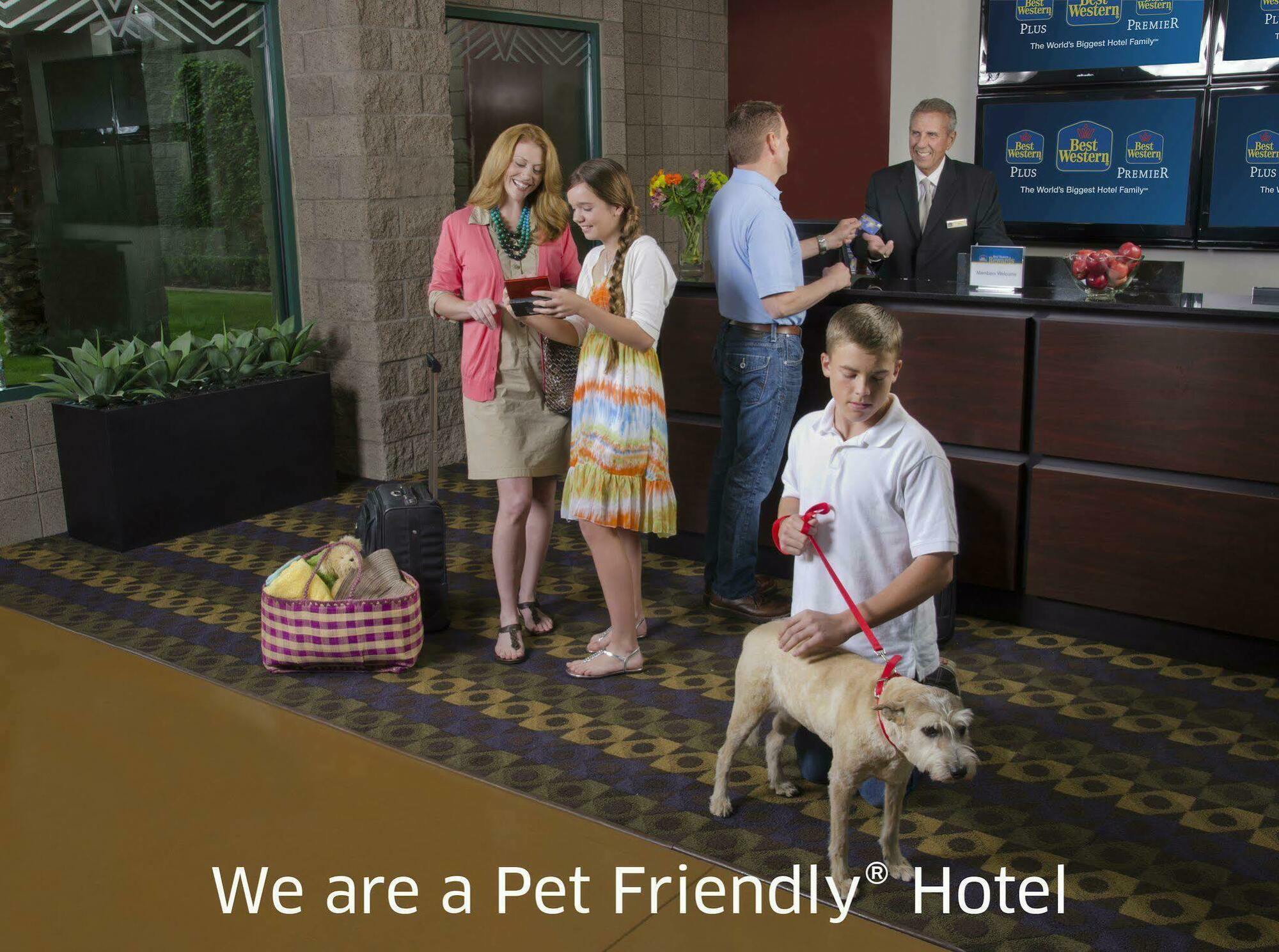 Best Western Of Wise Екстериор снимка